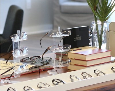 Choosing your frames at One Hour Optical