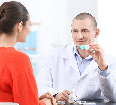 img-contact-lens-exam contact-lens-exam